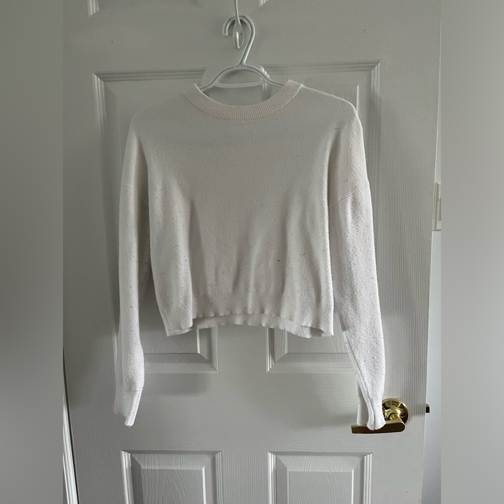 ARDENE medium white long sleeve
